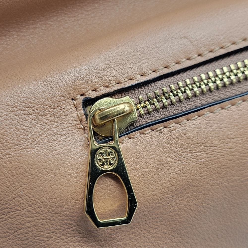 Designer Tory Burch Priscilla Small Frame Satchel Shoulder Strap Push Lock Clasp - Picture 7 of 16